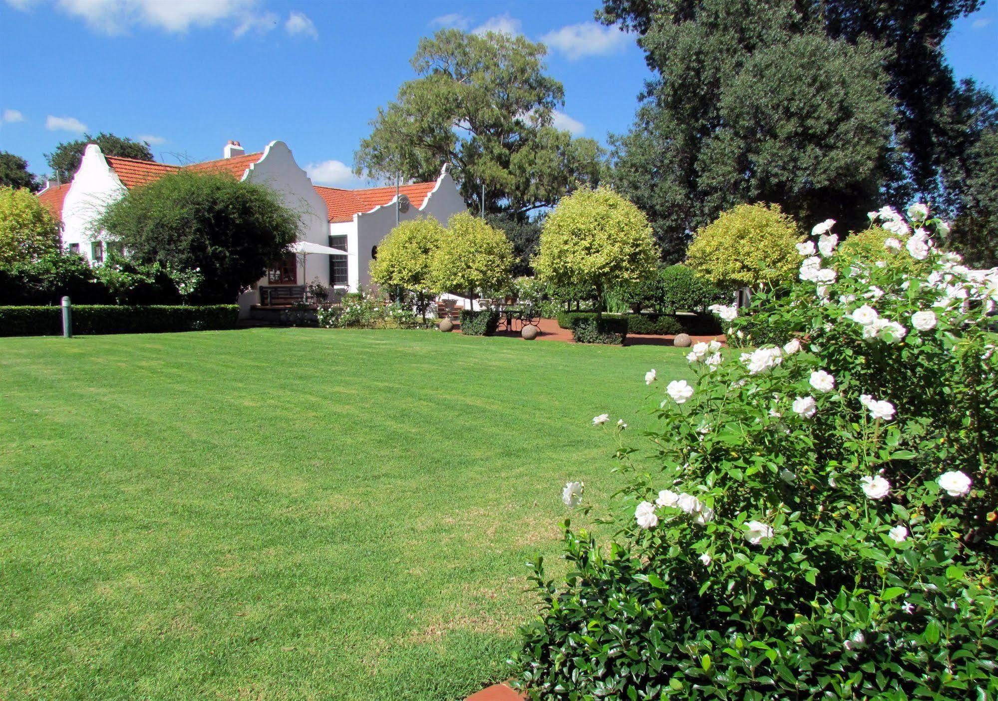 River Meadow Manor Centurion Exterior foto
